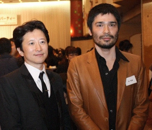 13살 차이나는 만화 작가 두명