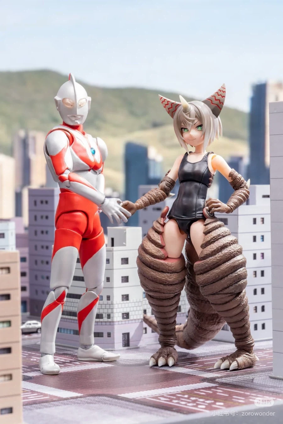 [LADoTOYS] 울트라괴수 의인화계획 고모라와 반다이 S.H.F울트라맨이 함께