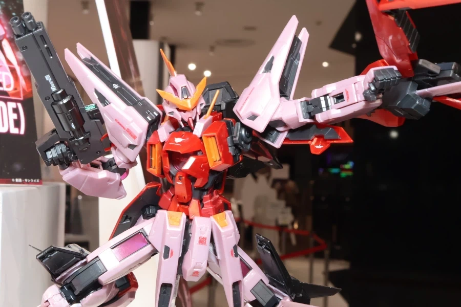 MG 건담 큐리오스 트란잠 [메탈릭 글로스 인젝션] 도쿄점 전시 사진 - 이미지 2