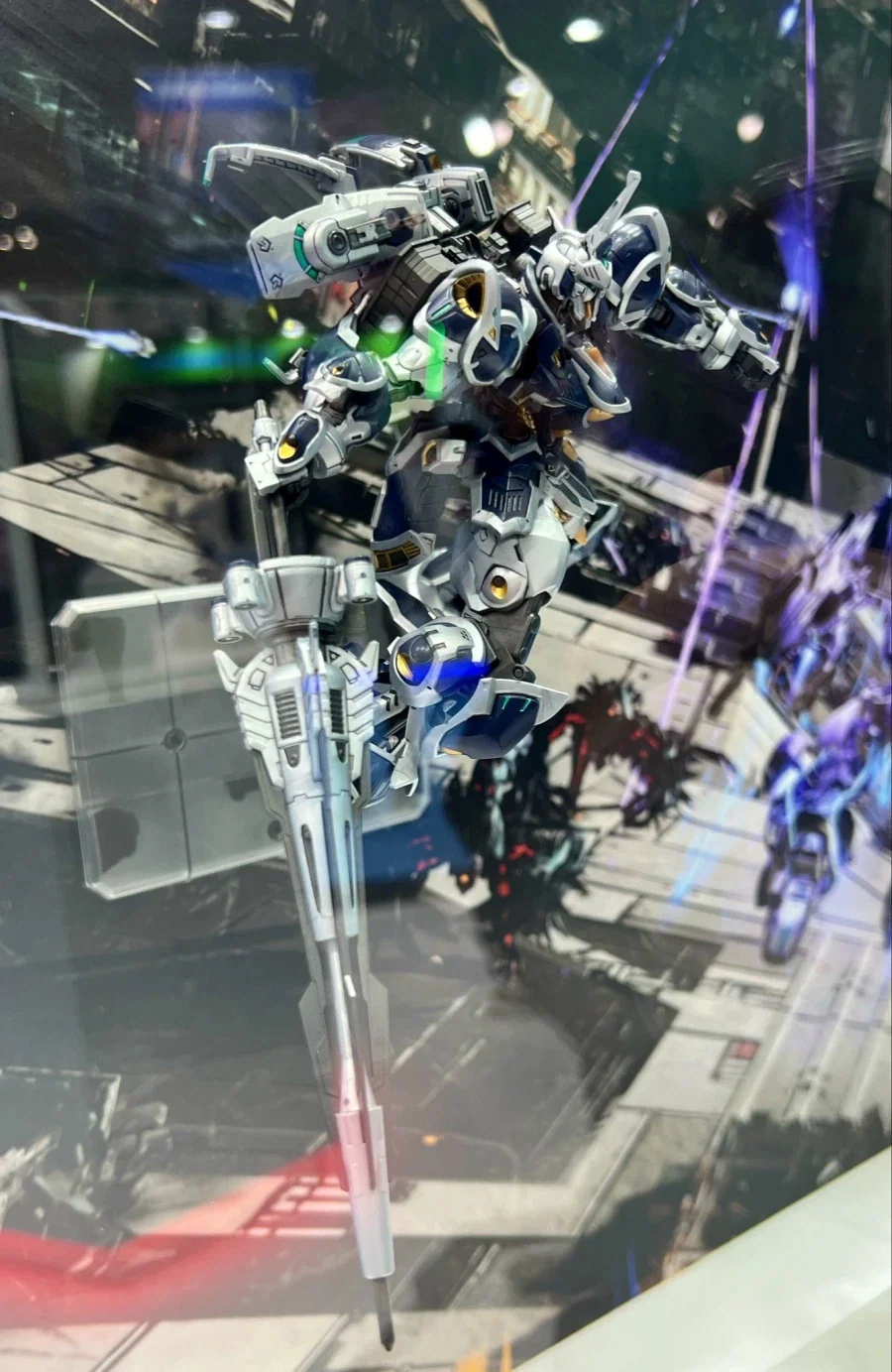 HG 1/144 케리스 다각도 전시 사진 - 이미지 13