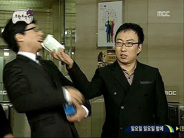 유명 연예인들이 방송국에서 대변 태러당함.jpg - 이미지 9