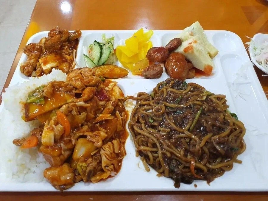 호불호 갈리는 7000원 무한리필 식당.jpg - 이미지 7