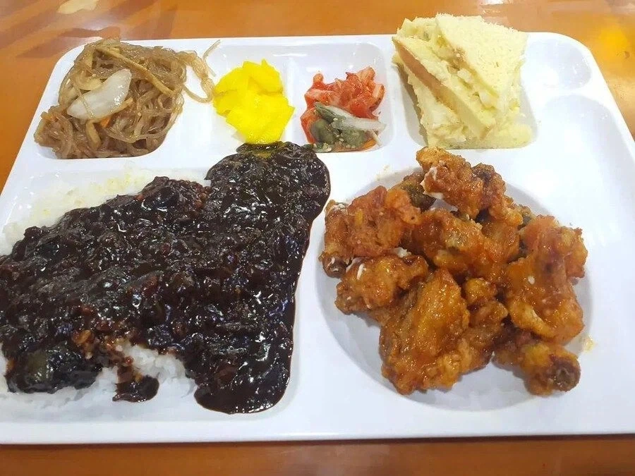 호불호 갈리는 7000원 무한리필 식당.jpg - 이미지 10