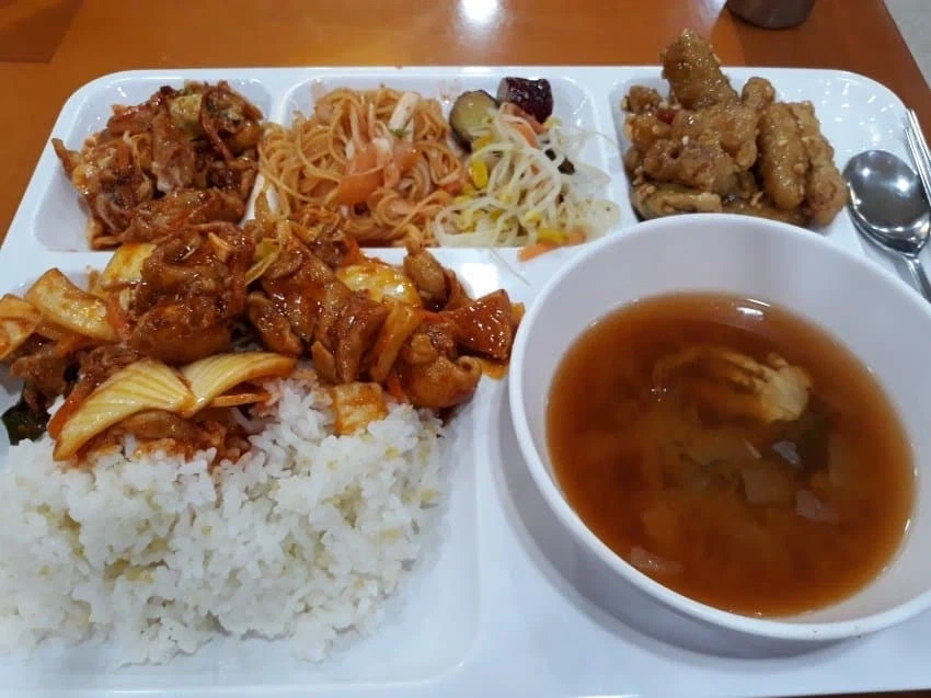 호불호 갈리는 7000원 무한리필 식당.jpg - 이미지 11