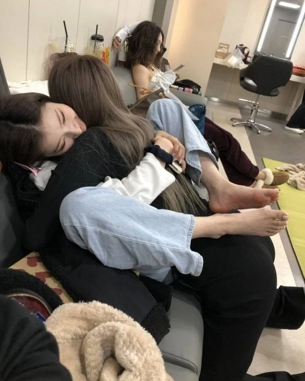 사이 좋은 열도 누나들 jpg - 이미지 4