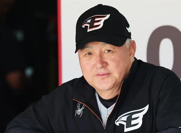 거의 야구 이세계물 수준이라는 한화팬들 감독교체 반응