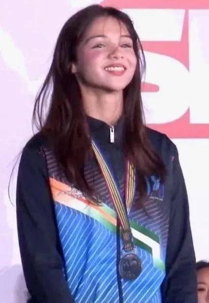 미소녀 21살 165cm 47kg 명문대생 - 이미지 4