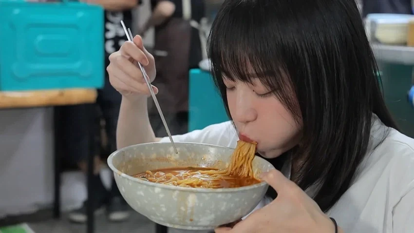 강릉 55년 중국집가서 먹방한 쯔양.jpg - 이미지 42