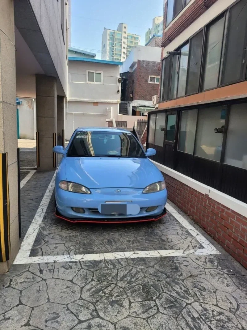 구형 아반떼 N
