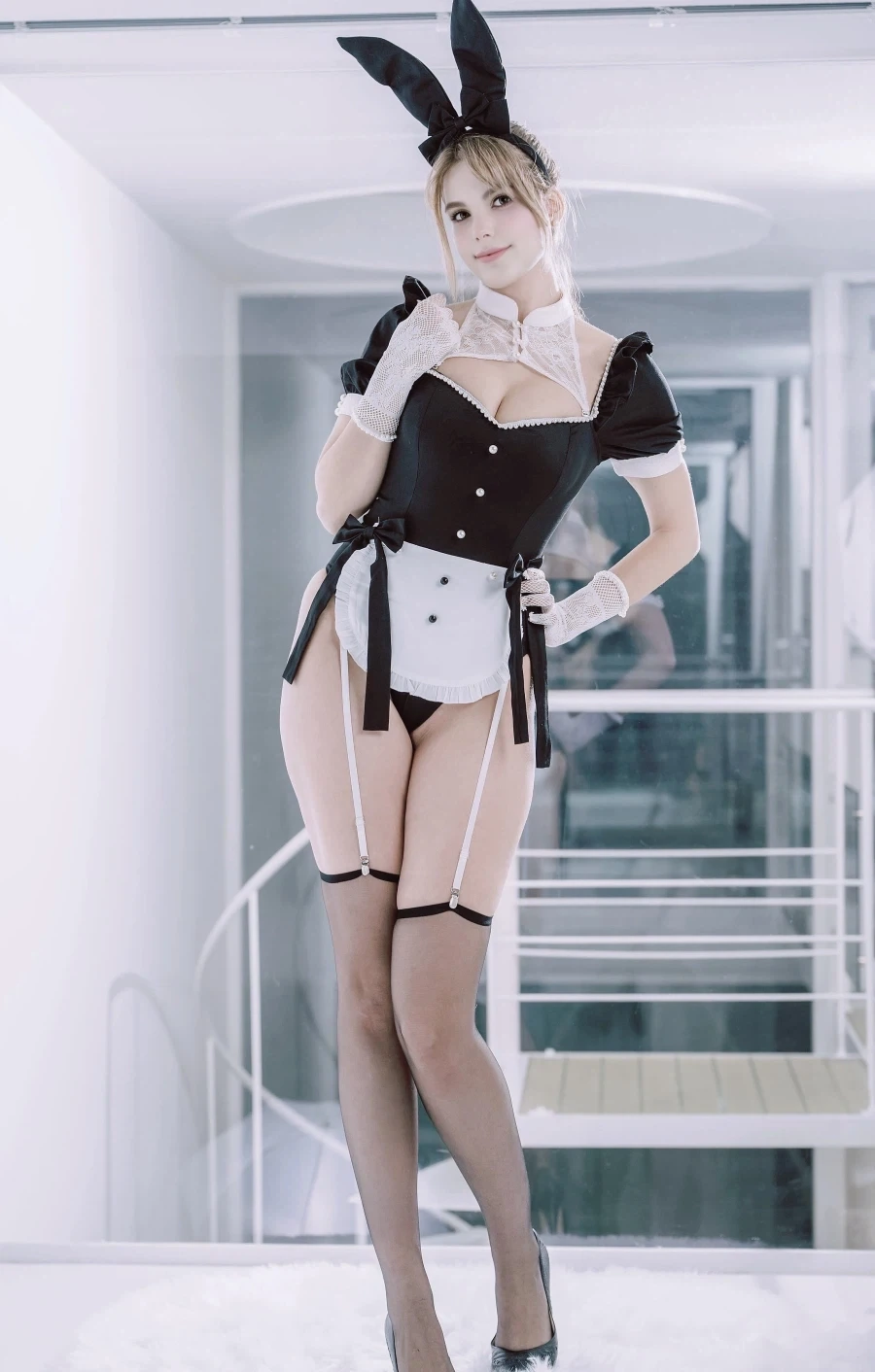 키 180cm 우크라이나 눈나의 말포이 코스프레.png - 이미지 4