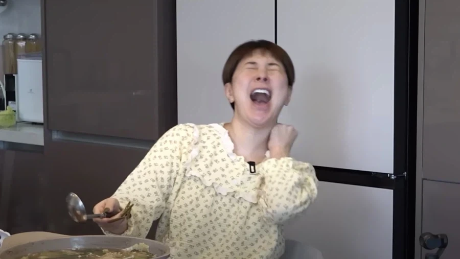 서인영 명품 정리 한거 본 박정아의 반응 - 이미지 3