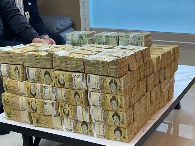 로또 1등 당첨되면 주변에 알릴거라는 사람.jpg