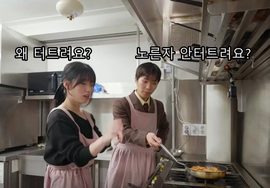 친오빠에게 진심으로 짜증난 친동생 ㅋㅋ