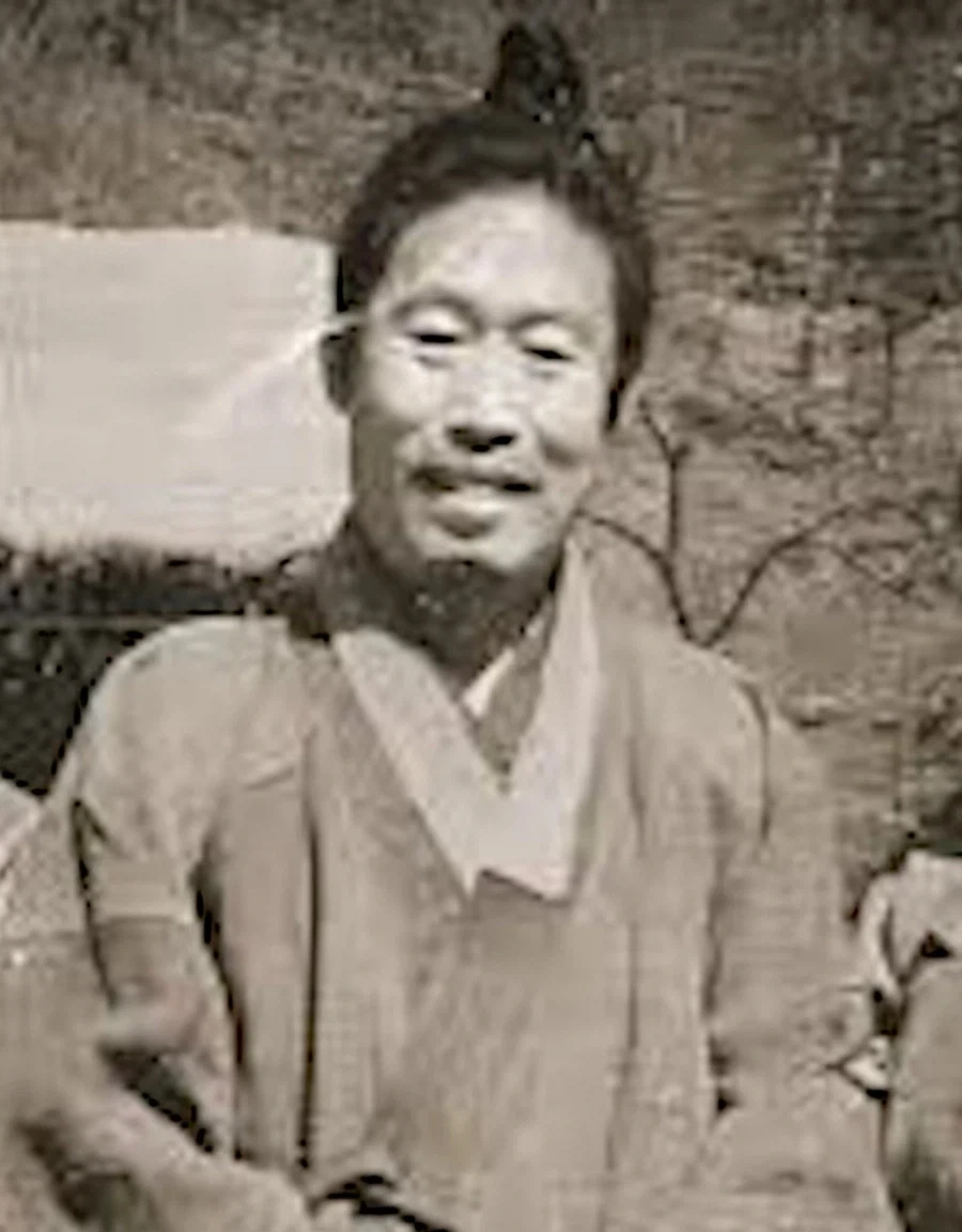 "굉장히 국사책에서 나올듯한 사진"