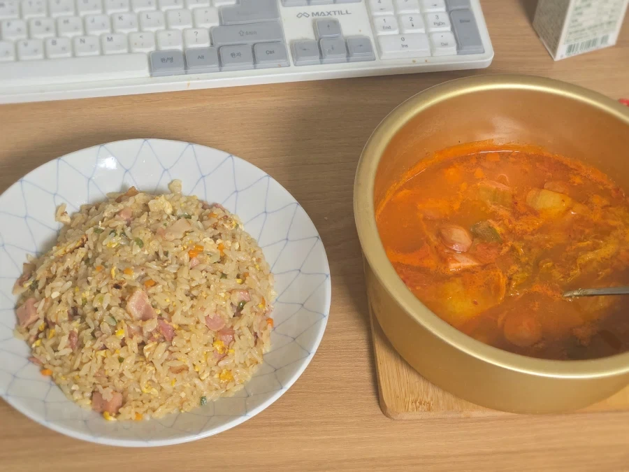 맛있는 볶음밥 만드는데 많은거 필요없다 - 이미지 4