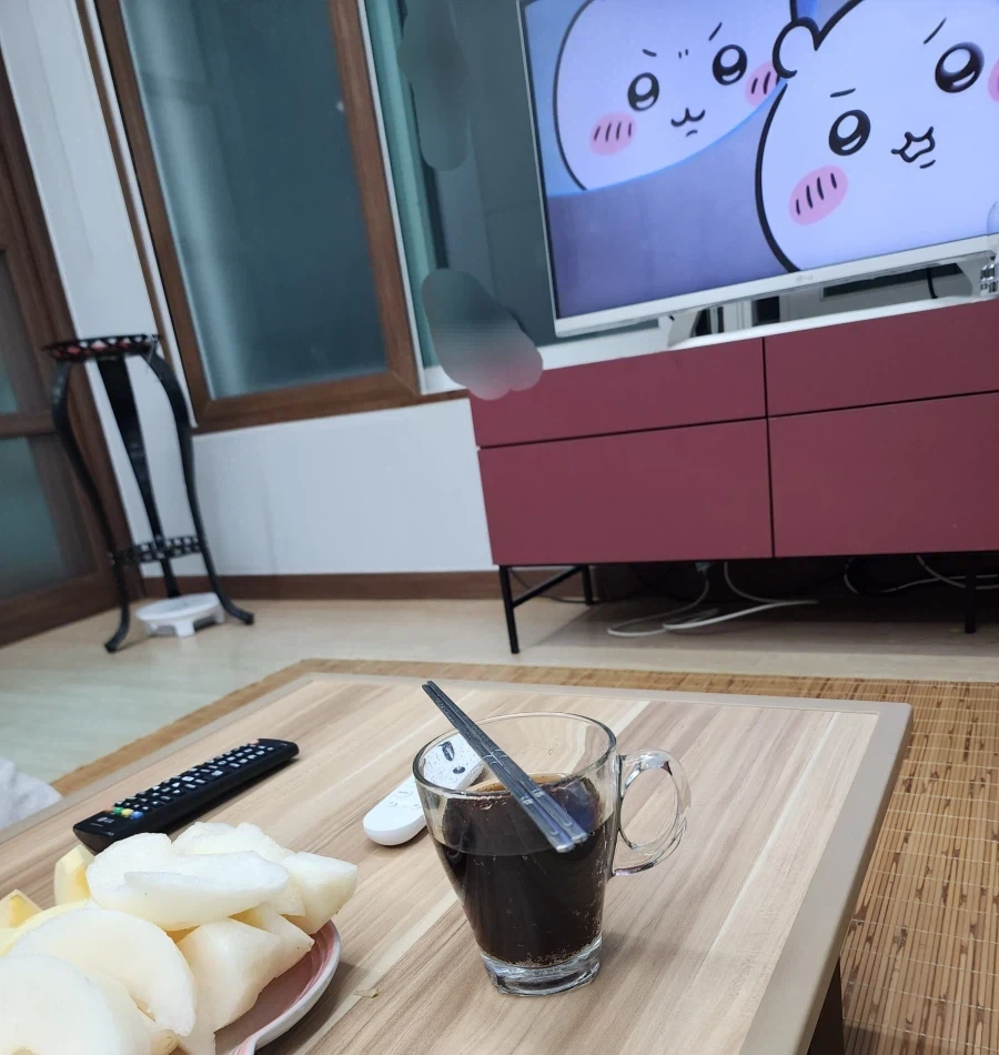 ??: 남자들끼리 여행가서 술담배여자 안하면 도대체 뭘하며 노는데!!!