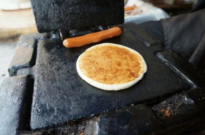 학창시절 소세지를 맛있게 먹는 방법