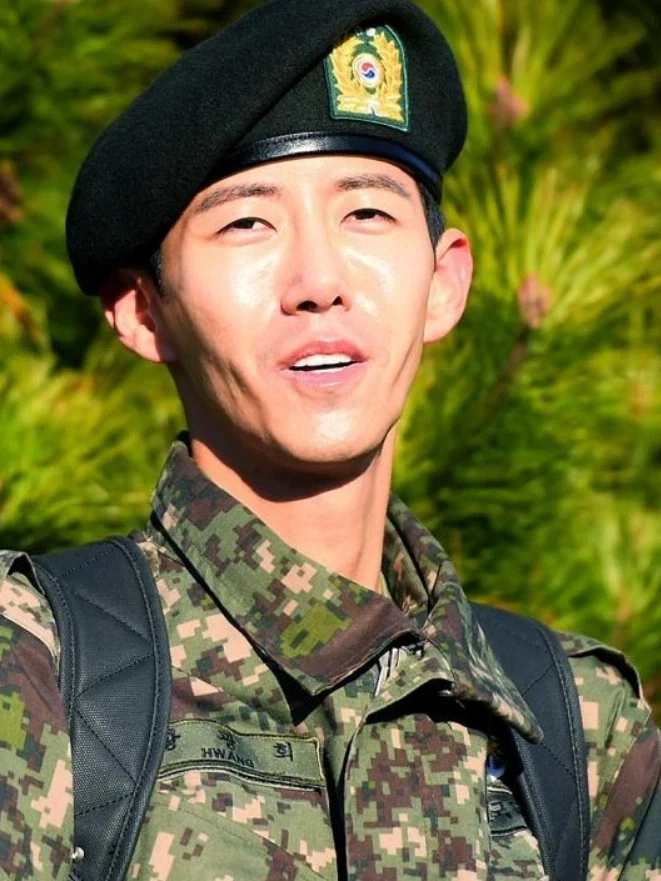 군생활 문제없이 하고 전역하신 분..