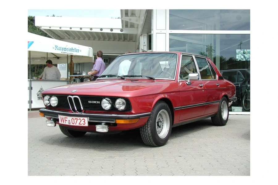 다시 보는 옛날 BMW 5시리즈 - 이미지 4