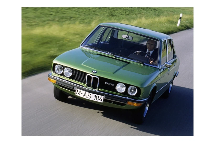 다시 보는 옛날 BMW 5시리즈 - 이미지 8