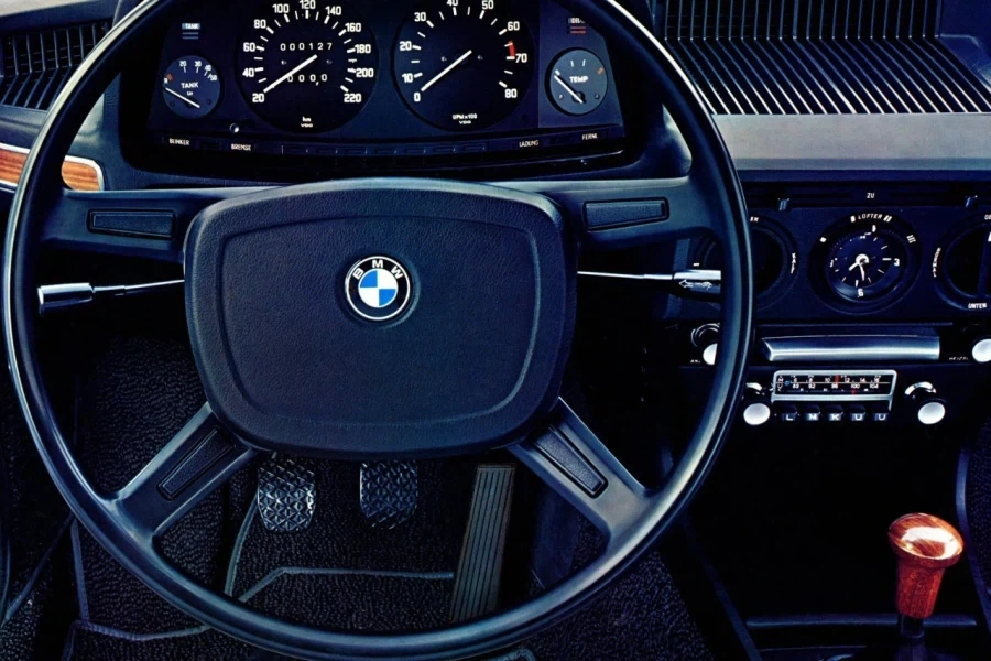 다시 보는 옛날 BMW 5시리즈 - 이미지 10