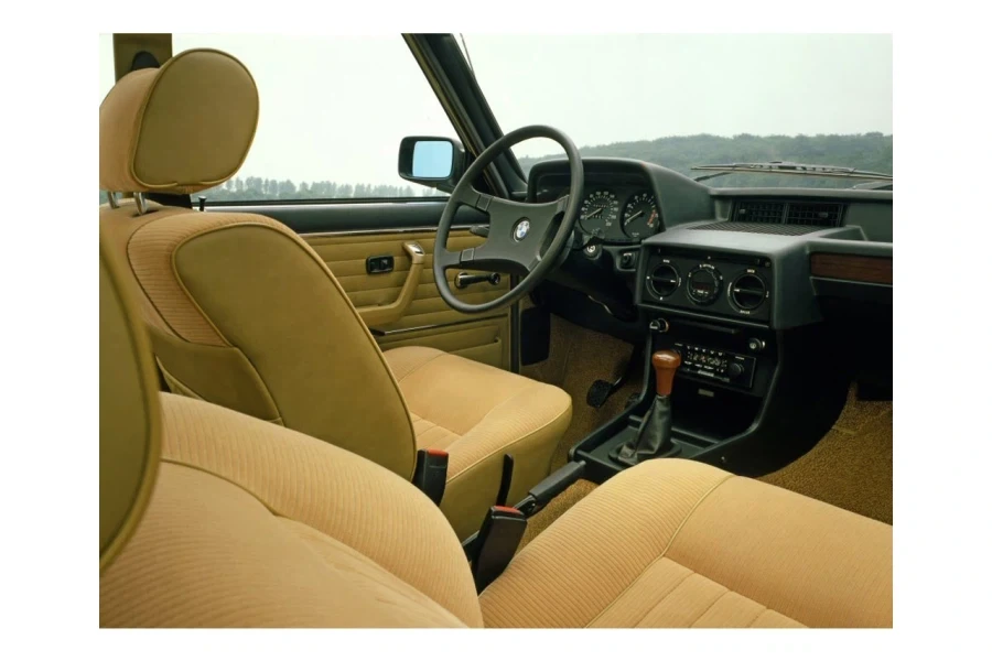 다시 보는 옛날 BMW 5시리즈 - 이미지 14