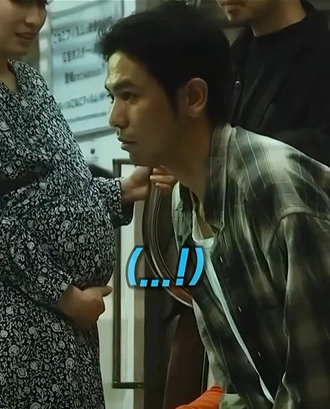 임산부를 보고 자리를 양보 안하던 청년 - 이미지 4