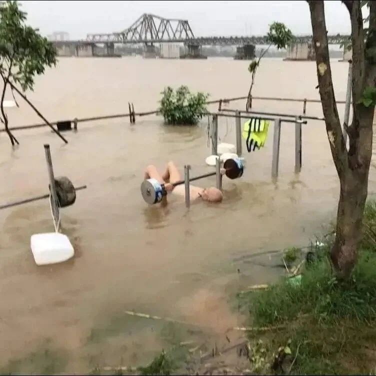 헬스장 고인물.jpg