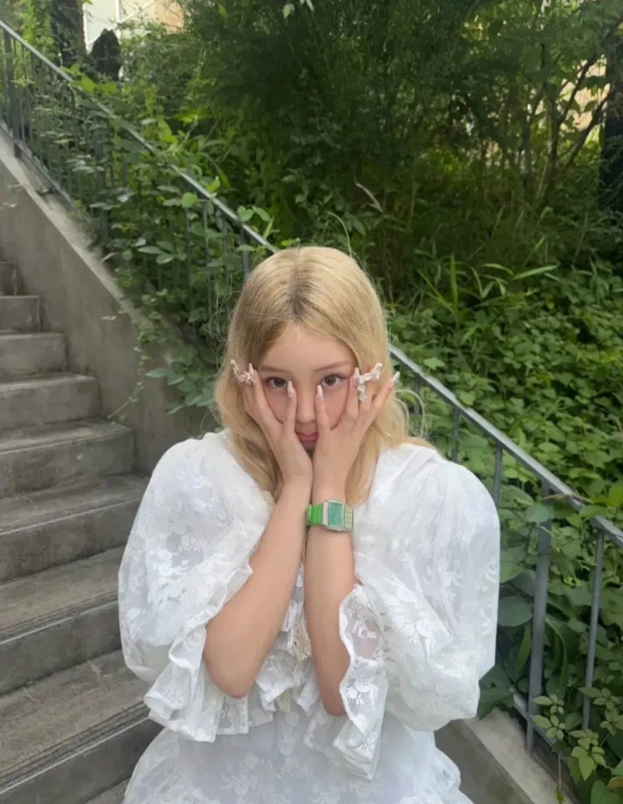 금발로 염색한 아일릿 원희.jpg - 이미지 2