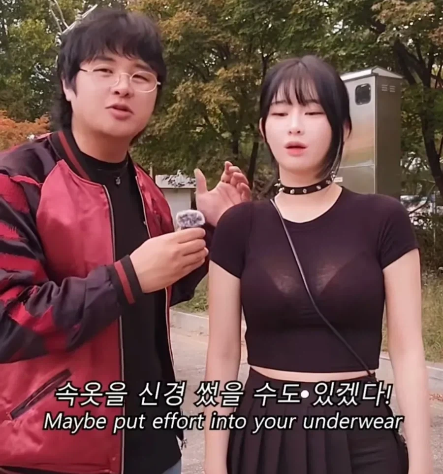 100만원 가치의 옷을 입고 다니는 여자.jpg - 이미지 7