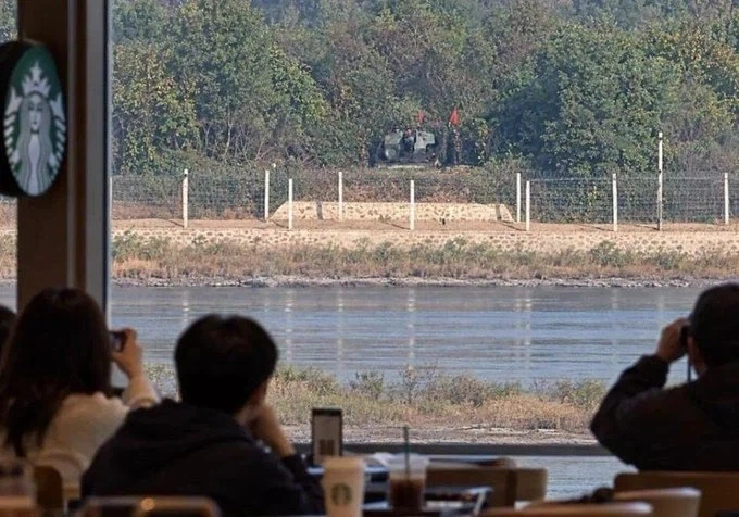 김포 스타벅스 애기봉점 실제뷰 - 이미지 2