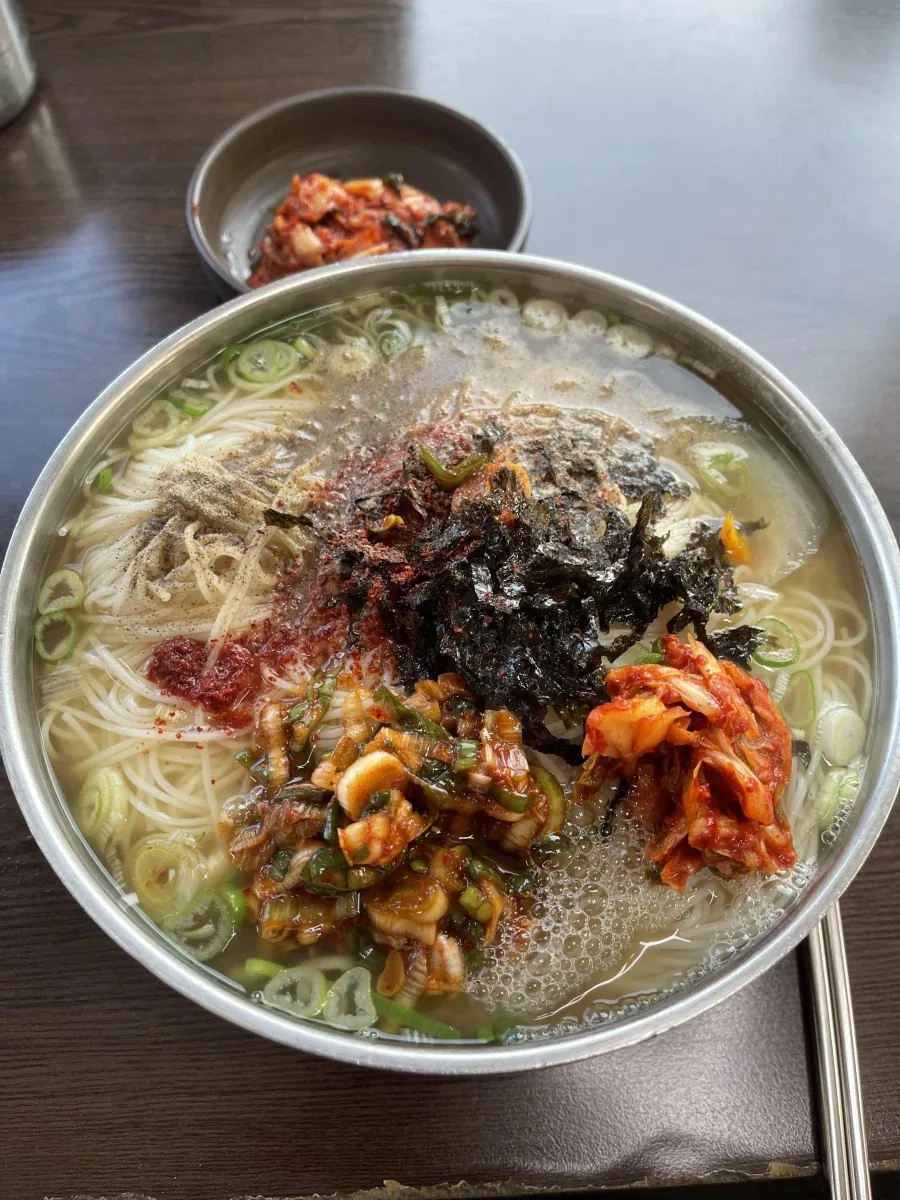 잔치국수 땡긴다
