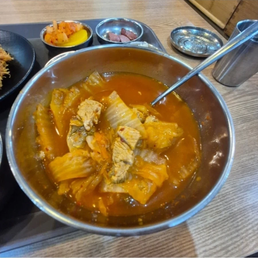 강남 호불호 9,000원 김치찌개&돈까스 - 이미지 4