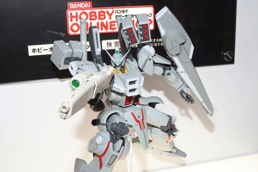 MG 건담 Mk-Ⅴ 연방 컬러 도쿄점 전시 사진 - 이미지 3